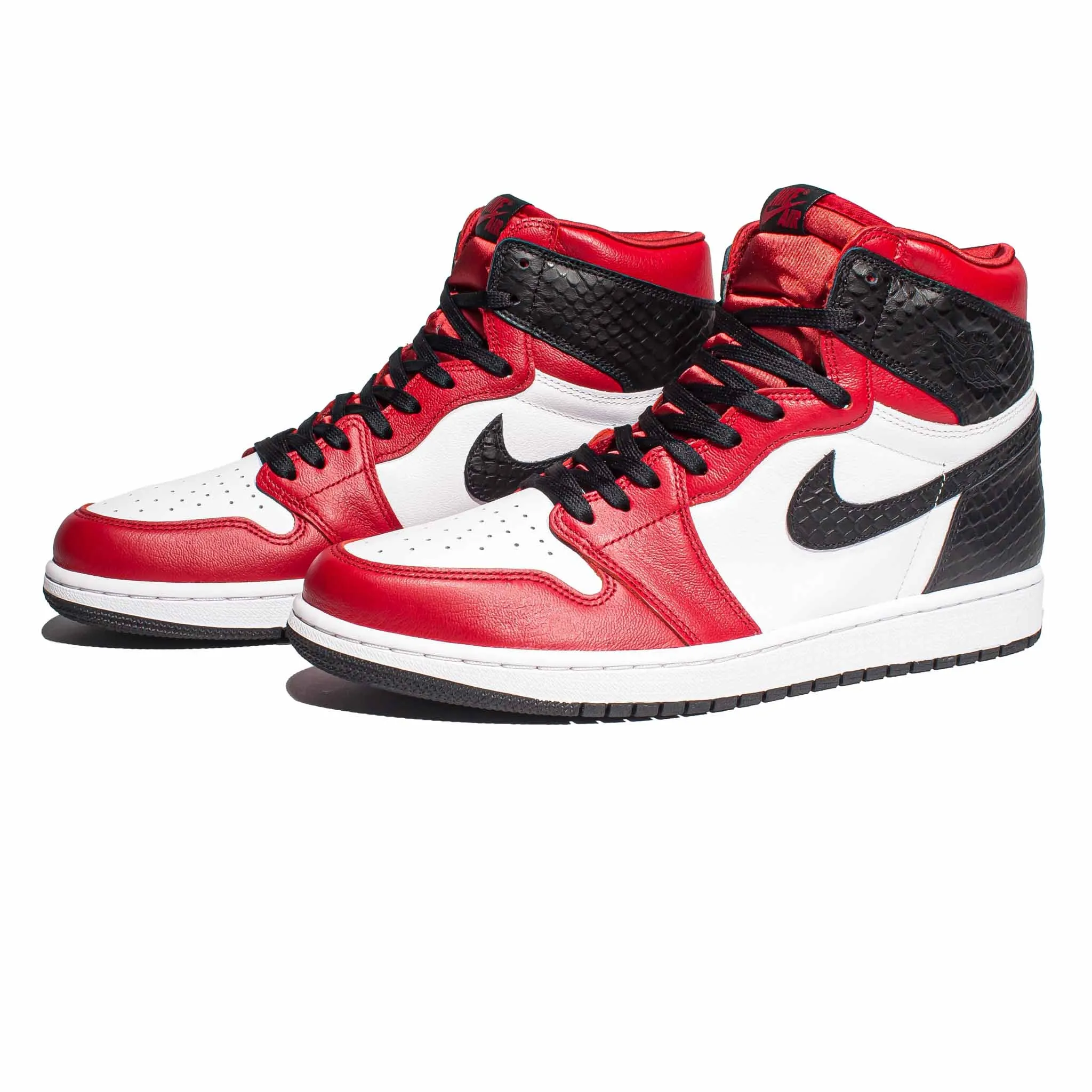 Air Jordan 1 Retro High OG 'Satin Snake'