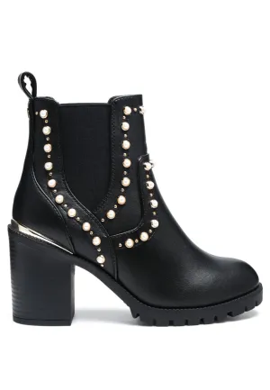 Cherin Pearls Chelsea Boots