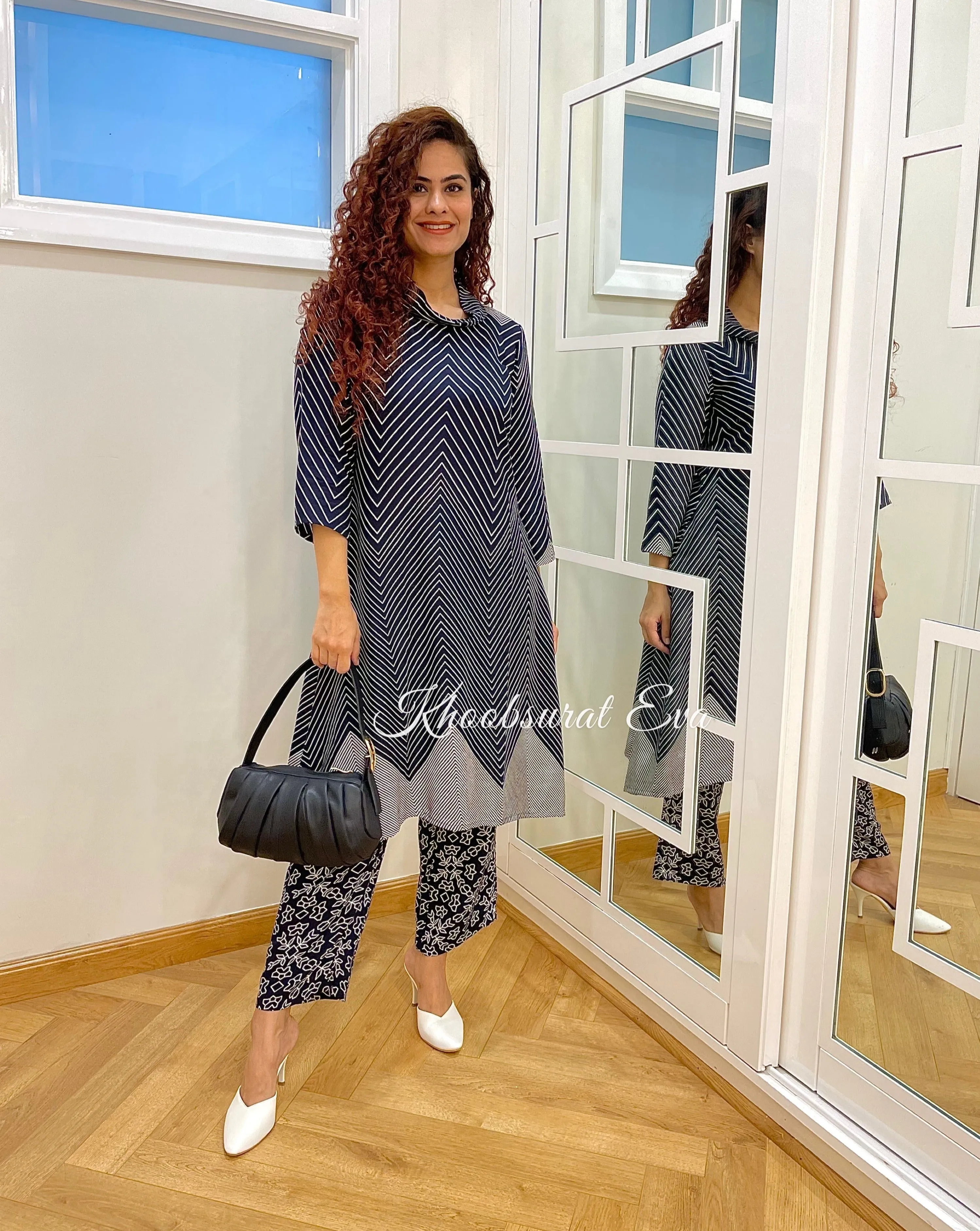 NAVY PRINTED VERSATILE COORD SET