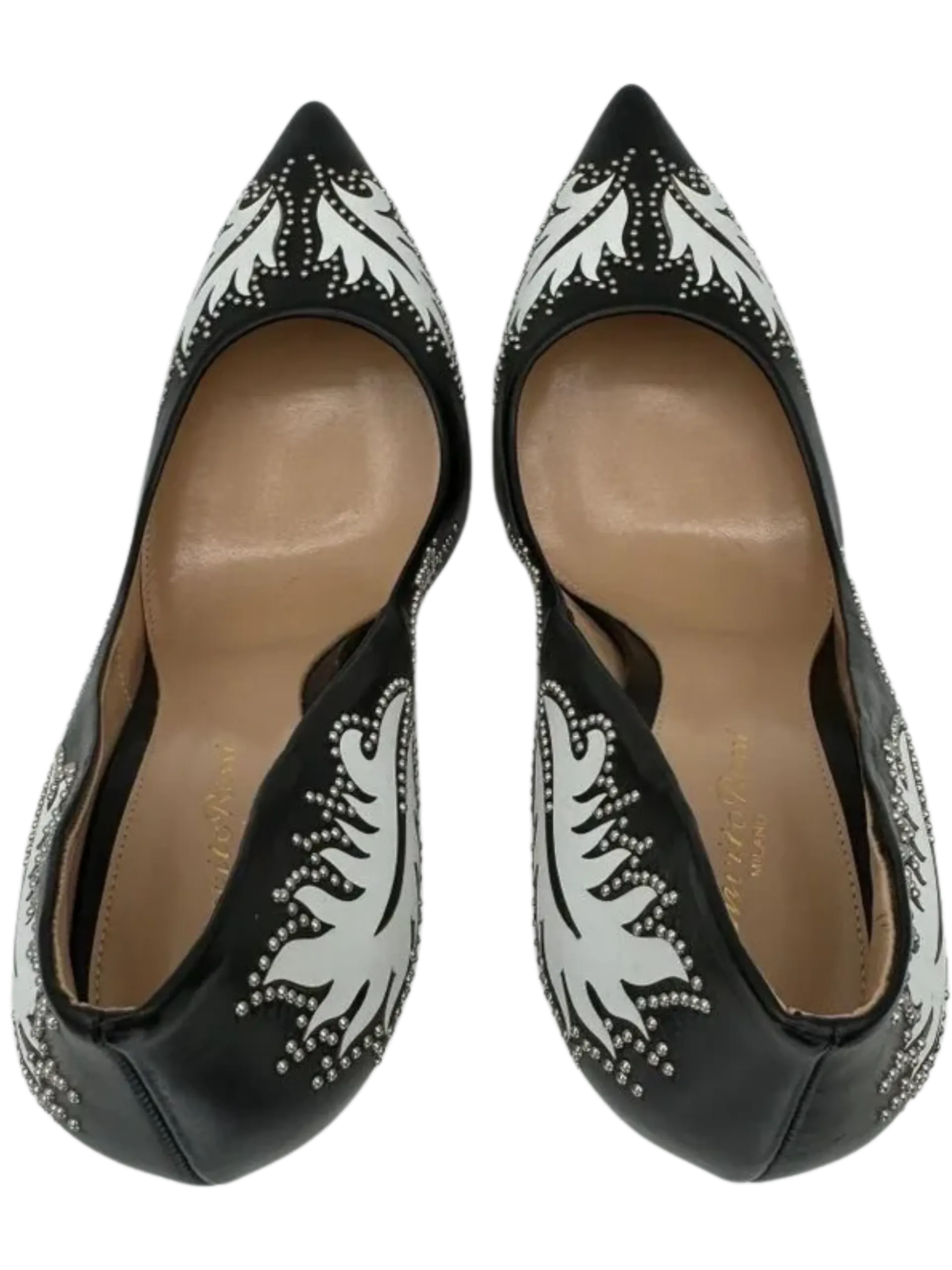 *NEW* Gianvito Rossi Santa Fe Studded Pumps in Black Leather