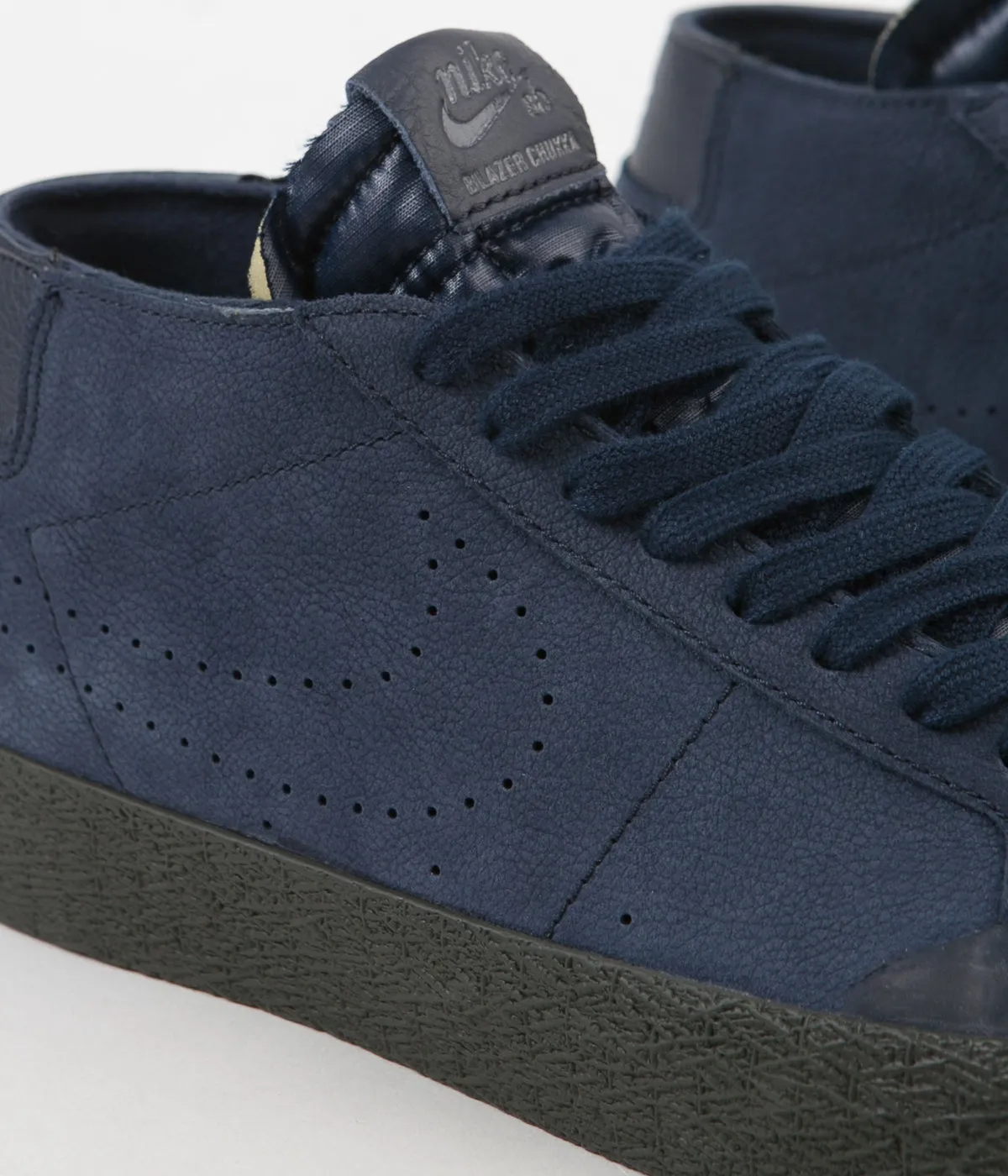Nike SB Blazer Chukka XT Premium Shoes - Obsidian / Obsidian