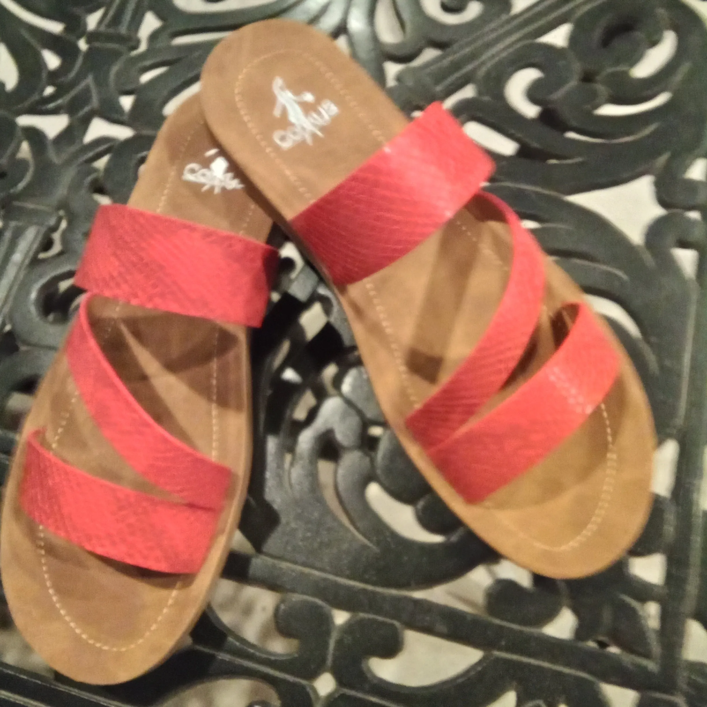 Red Textured Sandal | Corkys Lydia