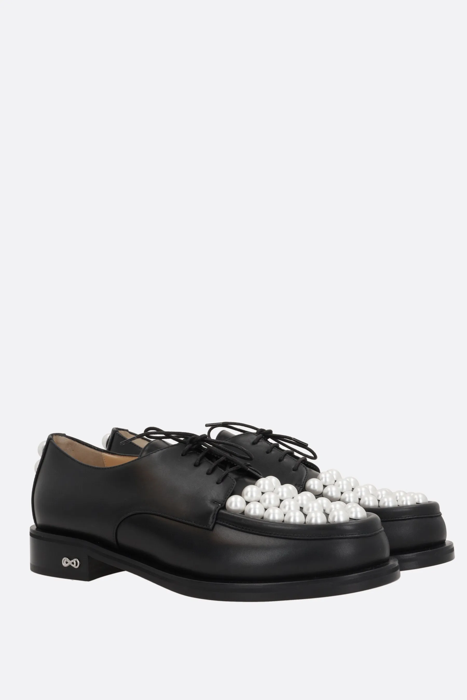 Sirene smooth leather loafers with pearls
