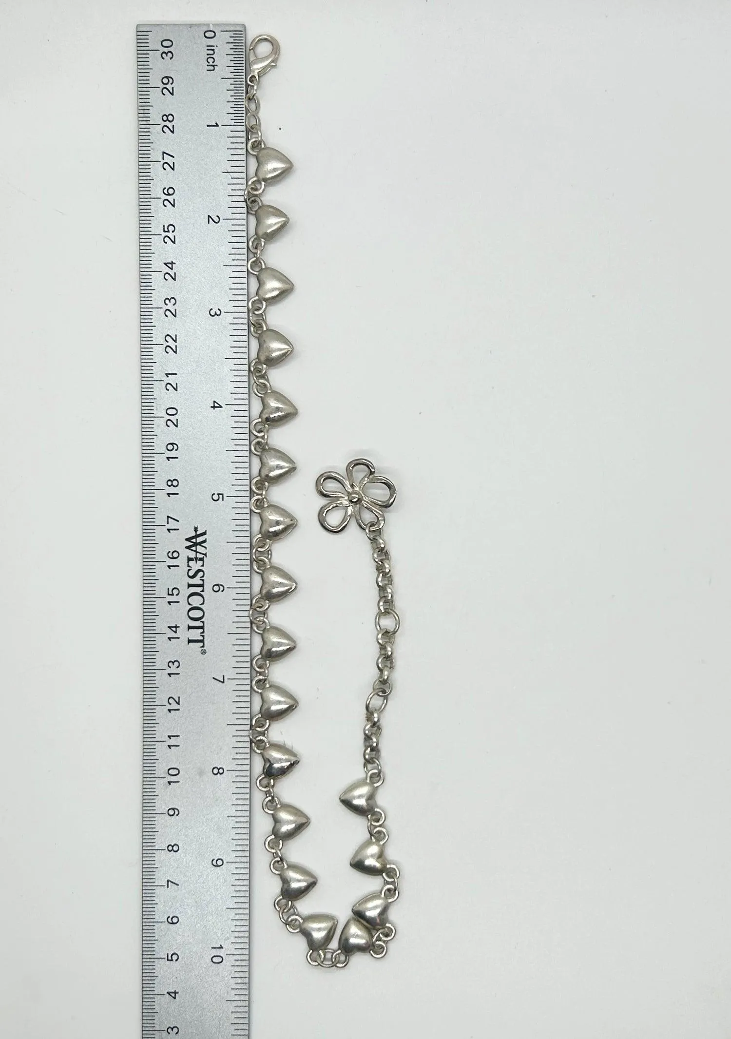 Very Pretty and Elegant Rhinestone Hearts Necklace